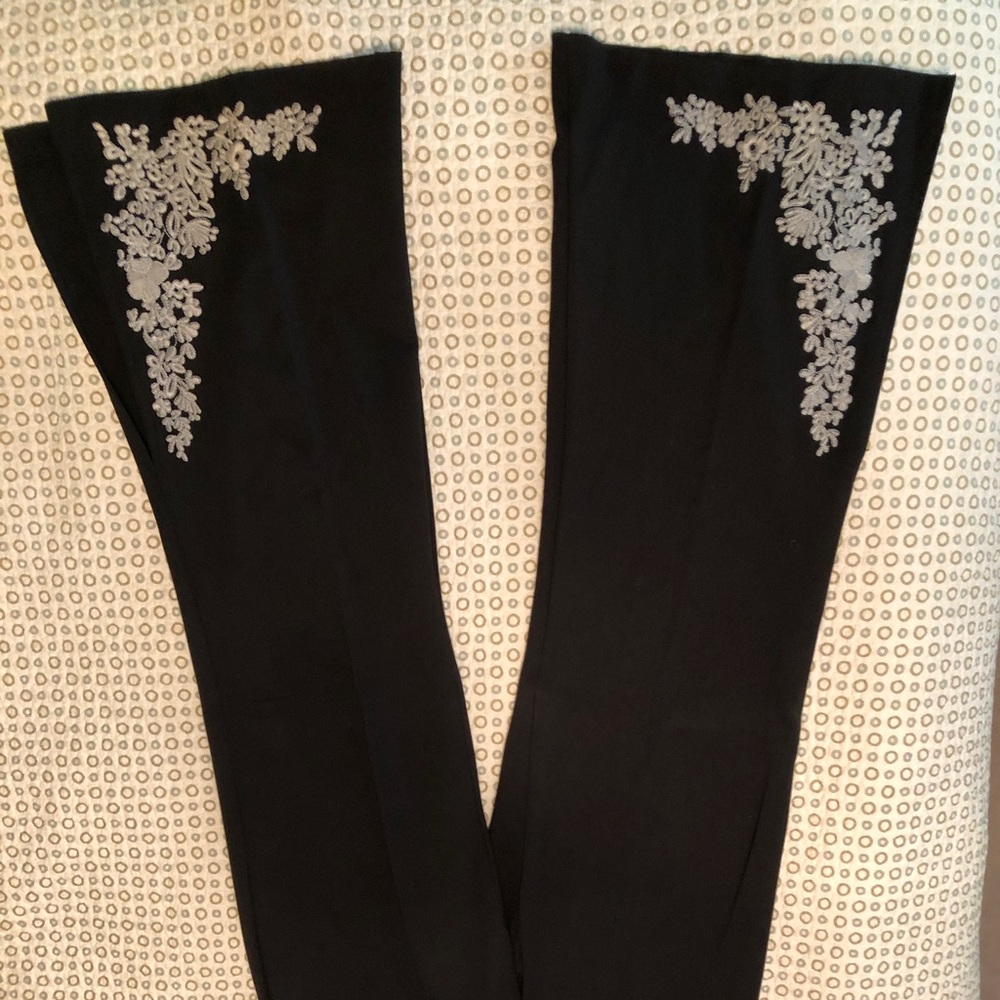 Black Bells with embroidery - Picture 3 of 8